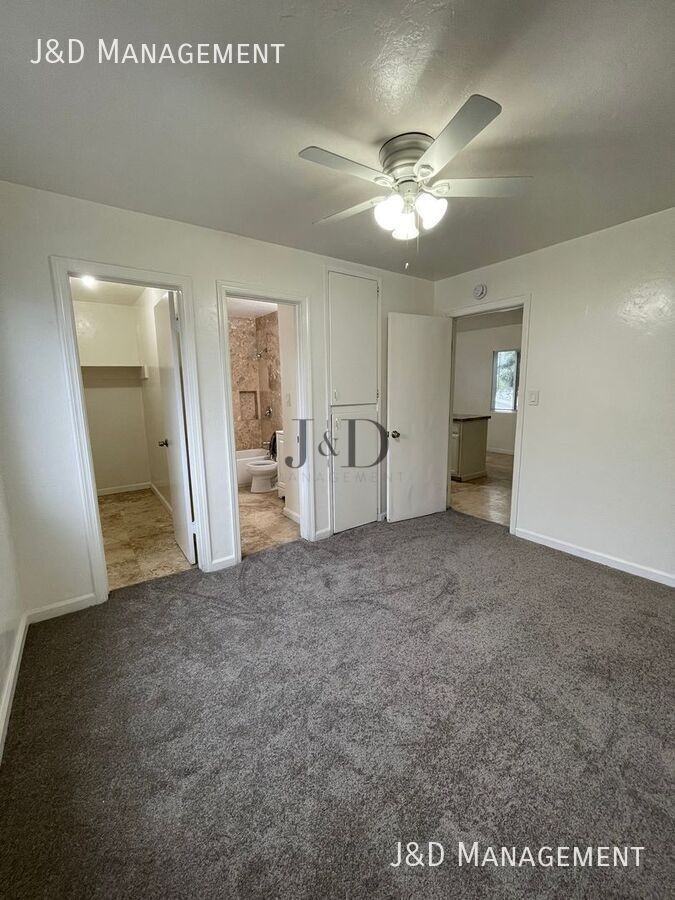 4377 41st St - Photo 5 of 11