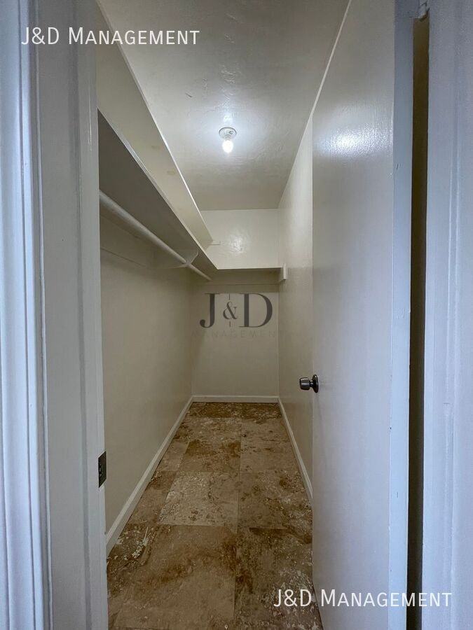 4377 41st St - Photo 7 of 11