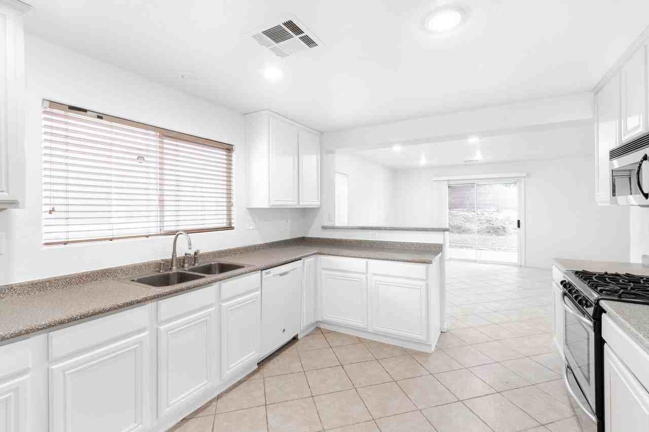 11576 Aruba Beach Ave - Photo 6 of 17