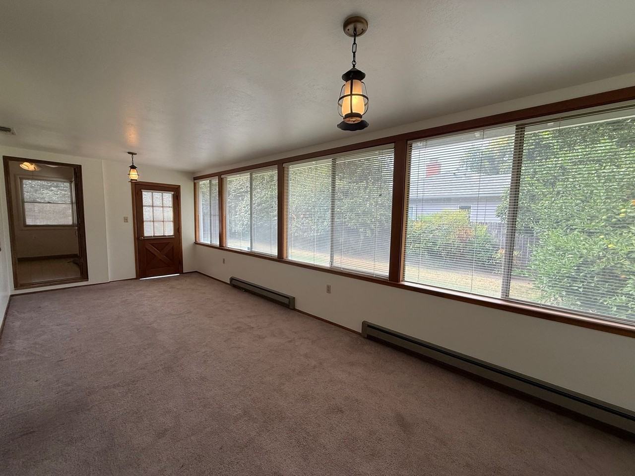 5738 Monalee Avenue - Photo 5 of 35