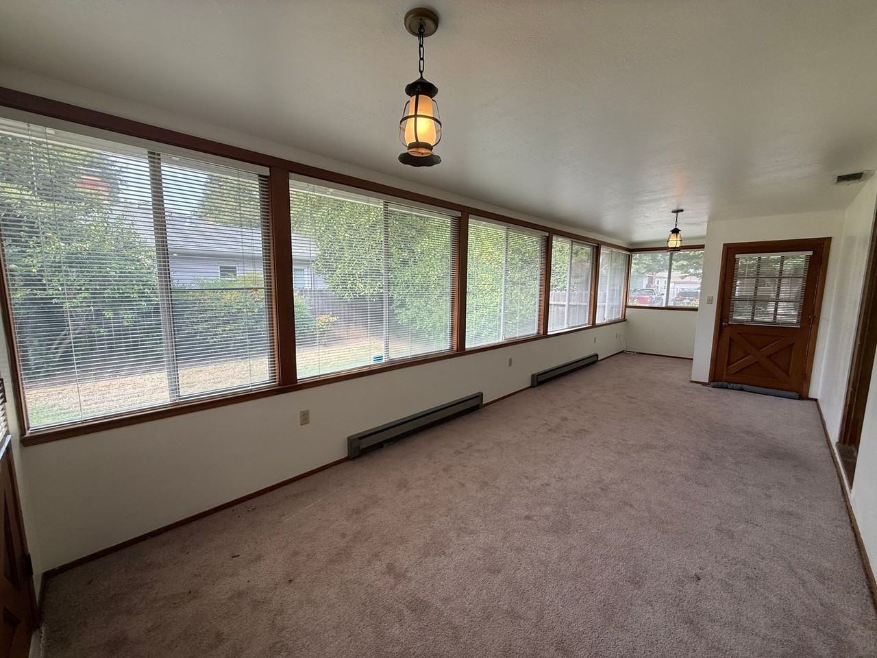 5738 Monalee Avenue - Photo 6 of 35