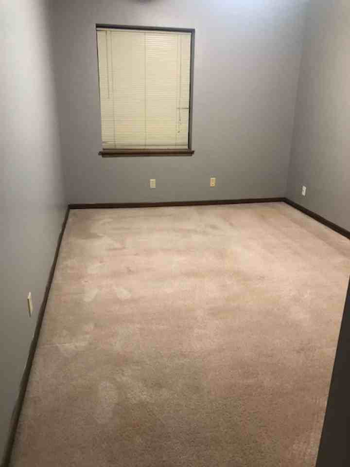 Clear Lake Apts. - Photo 7 of 21