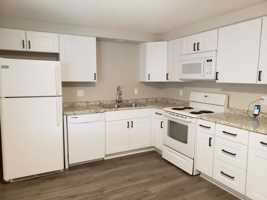 featured image of 205 Sw Kalmia St