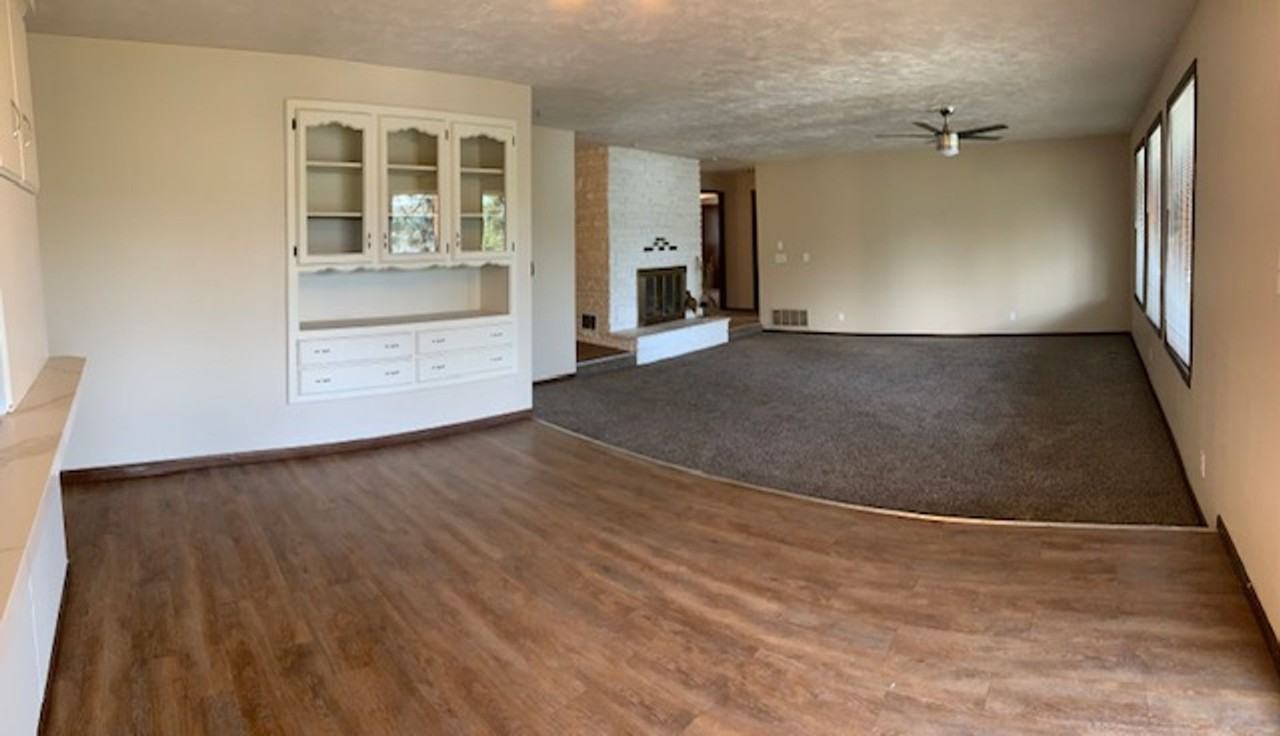 1321 S Wright Blvd - Photo 4 of 16