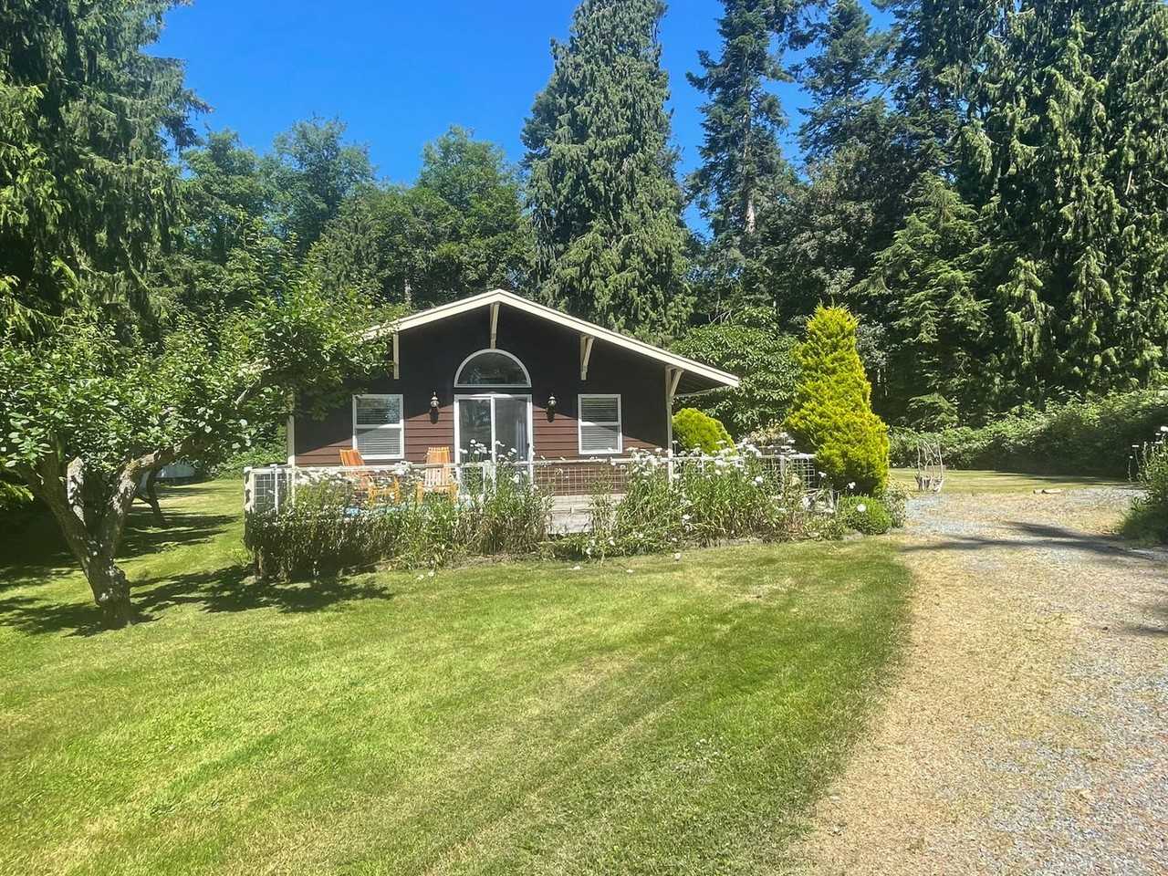 5755 Mutiny Bay Rd - Photo 2 of 41