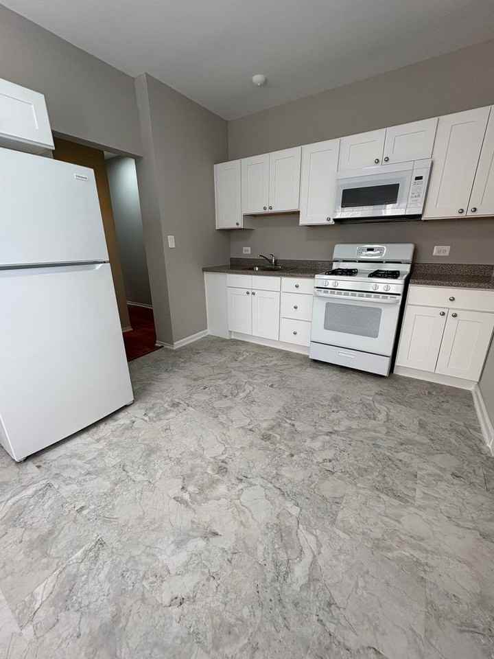 Central Ave 127 - Photo 7 of 21