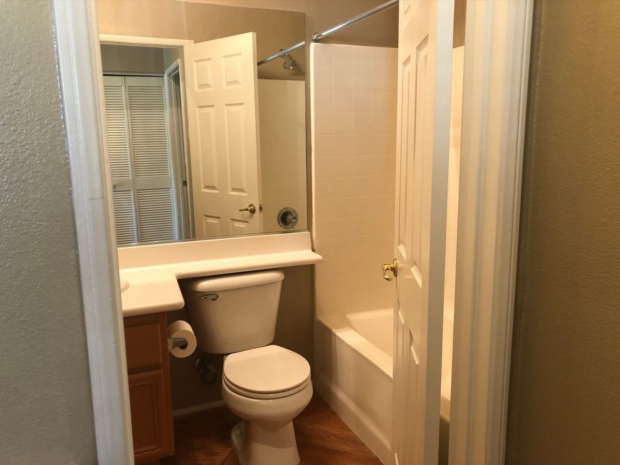 1800 E Lakeshore Dr #2401 - Photo 3 of 19