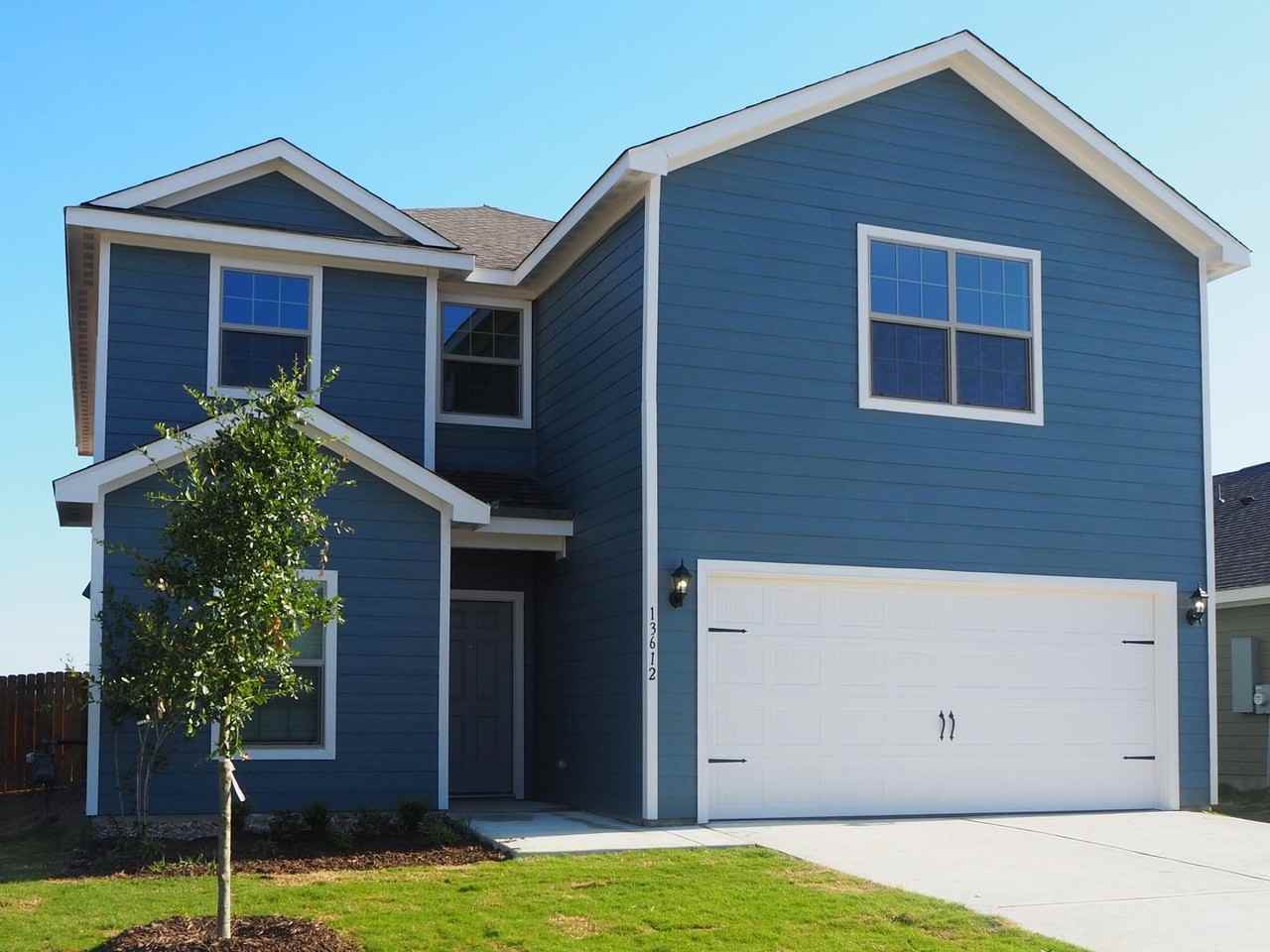 13612 Musselshell Dr - Photo 3 of 39