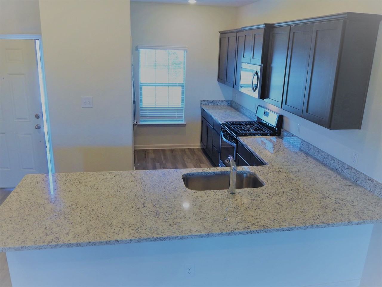 13612 Musselshell Dr - Photo 4 of 39