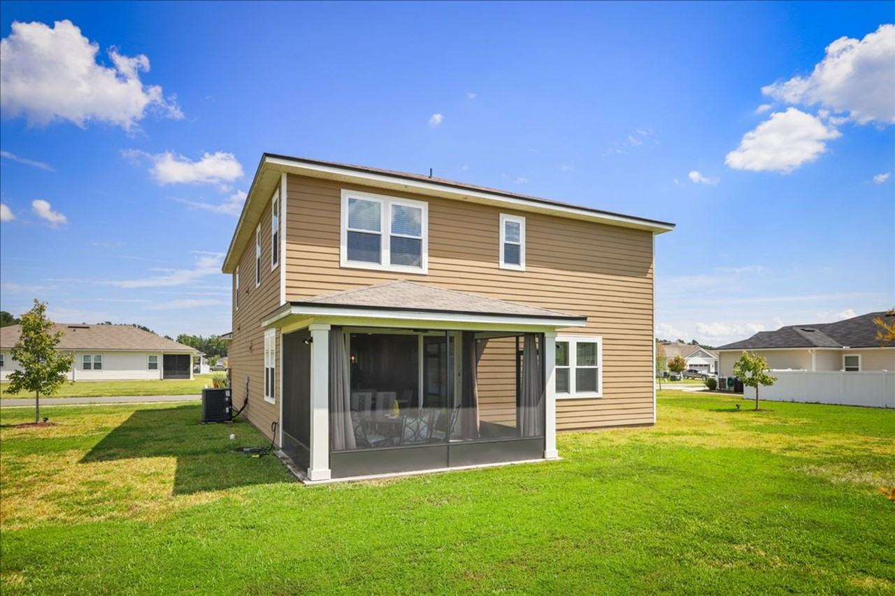 12644 Lake Taylor Ln - Photo 2 of 39