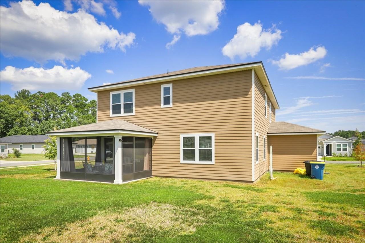 12644 Lake Taylor Ln - Photo 3 of 39