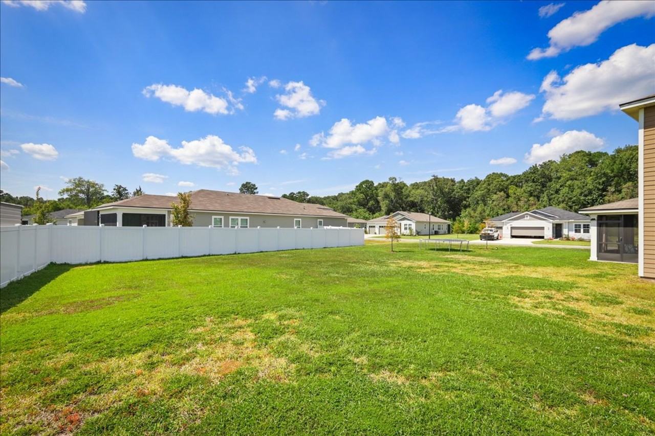 12644 Lake Taylor Ln - Photo 4 of 39