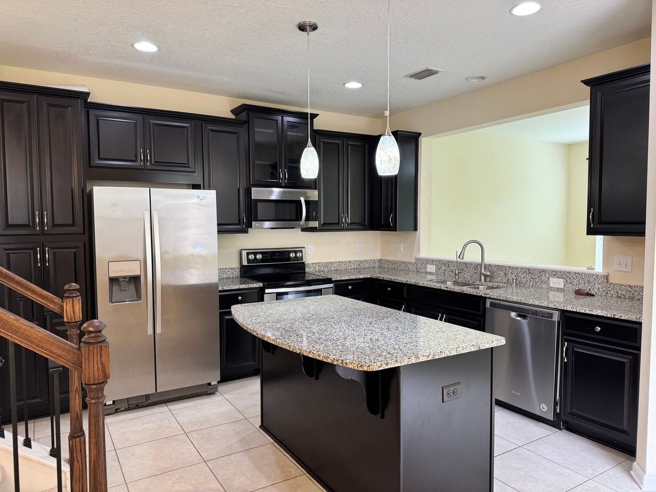 398 Richmond Drive - Photo 2 of 18