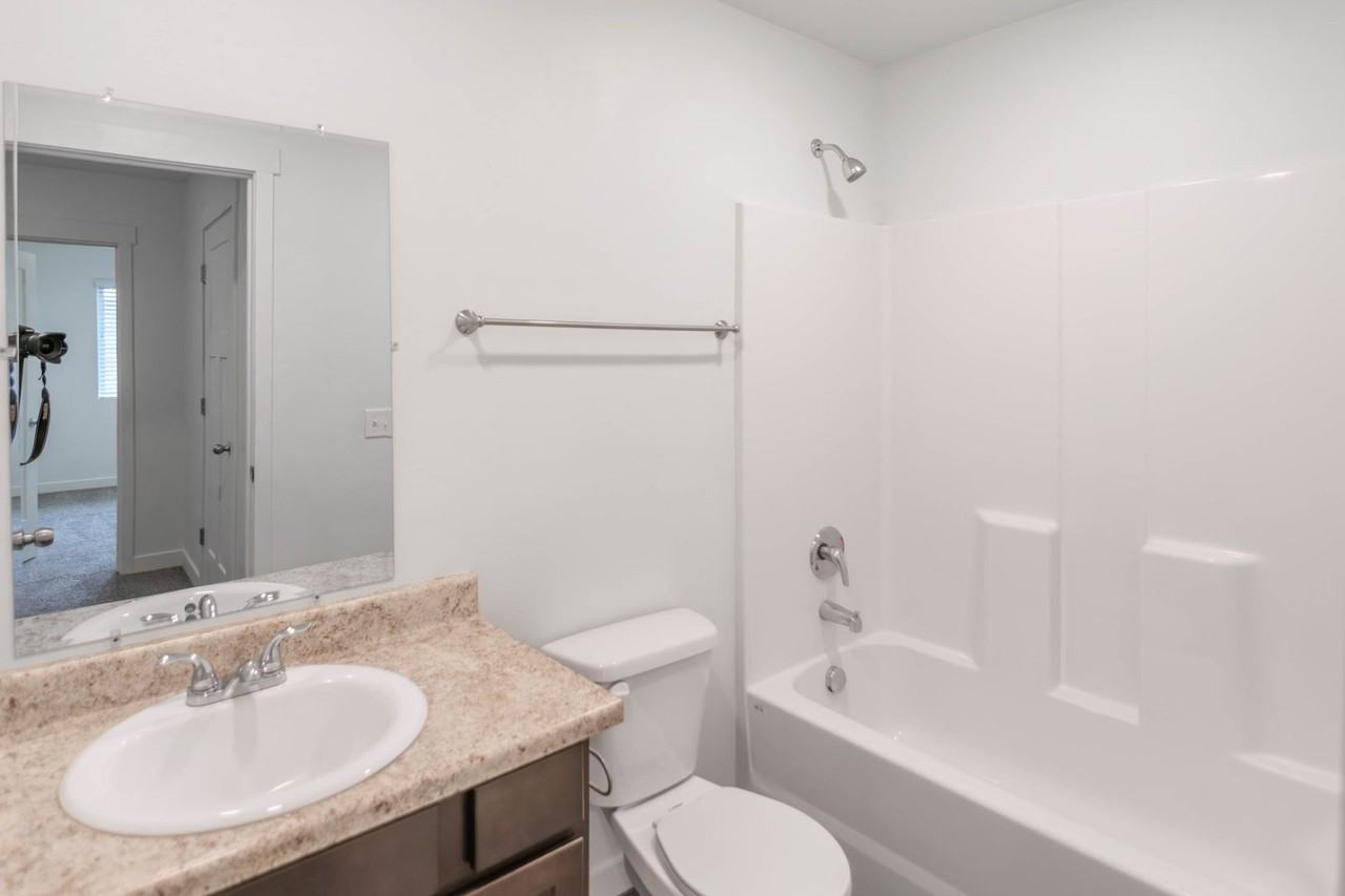 7487 W Geraint St - Photo 6 of 50