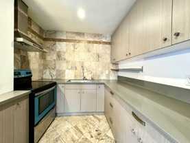 932 S Kenmore Ave - Photo 1 of 1