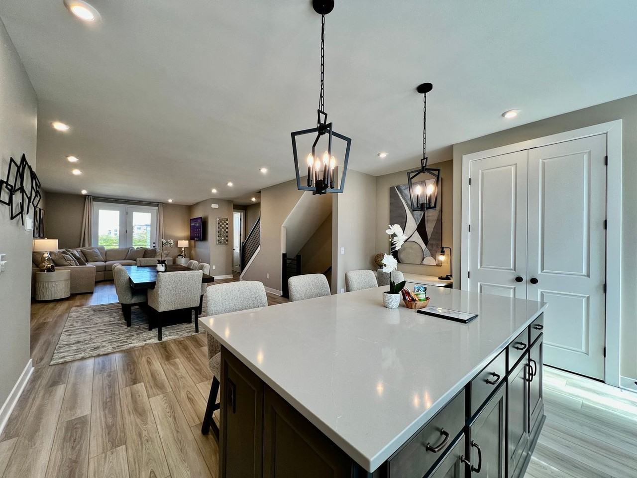 7420 Durham Pl - Photo 6 of 45