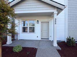 featured image of 352 Se Shetterly Dr