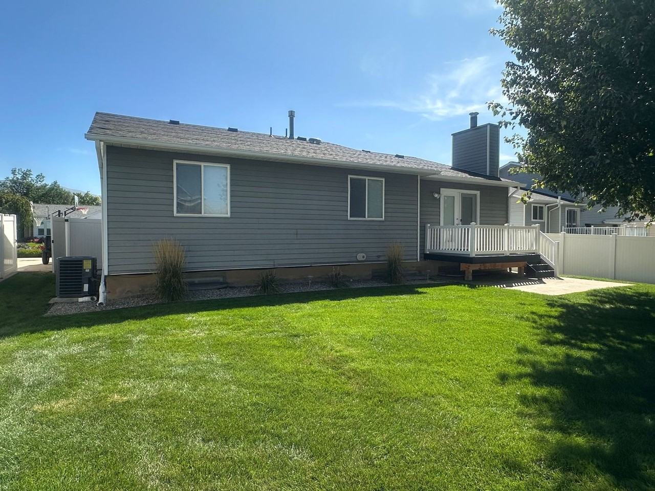 428 W Creekside Way - Photo 2 of 34