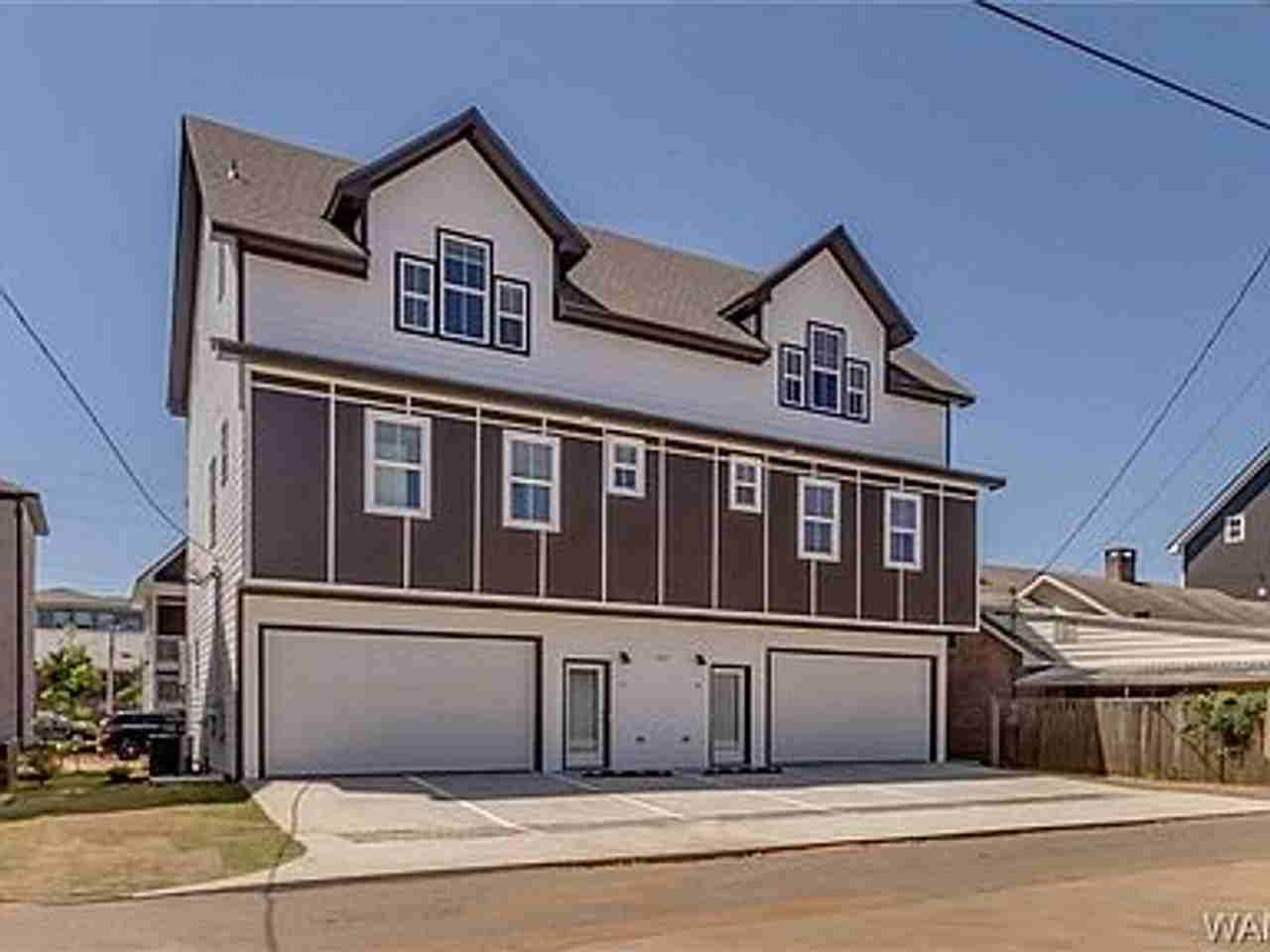 Old Row at Elmwood - Photo 7 of 36