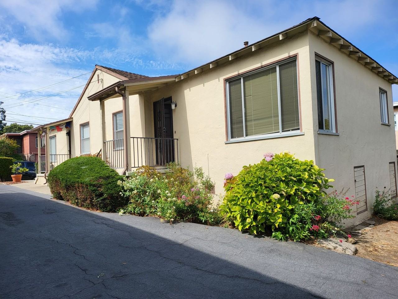 1662 San Benito Street - Photo 2 of 11