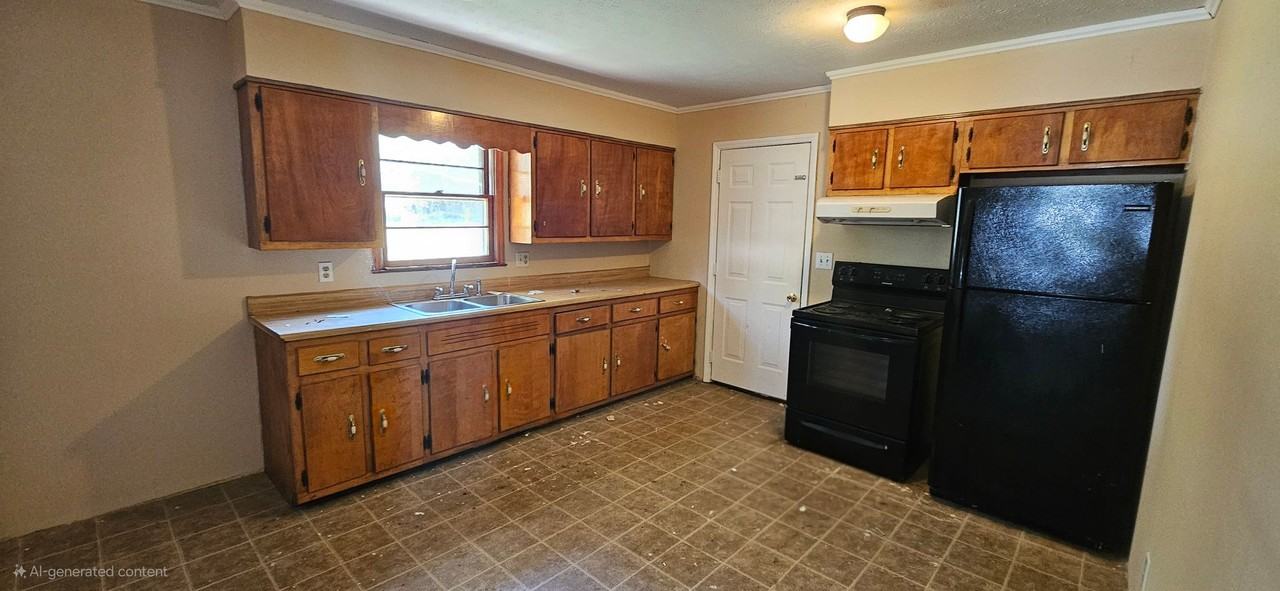 160 Pine St - Photo 3 of 7