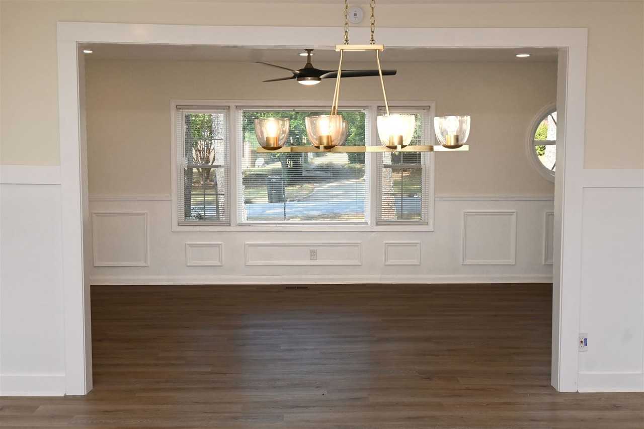 4444 Saint Francis Ave - Photo 3 of 28