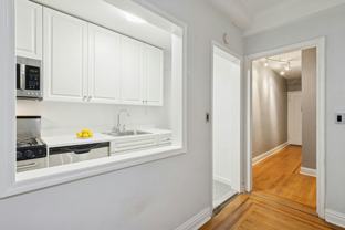 142 E 49th St #2D - Photo 1 of 1