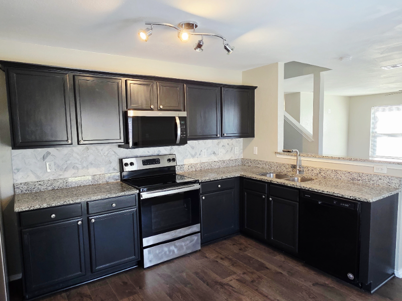 7109 Little Mohican Dr - Photo 2 of 11