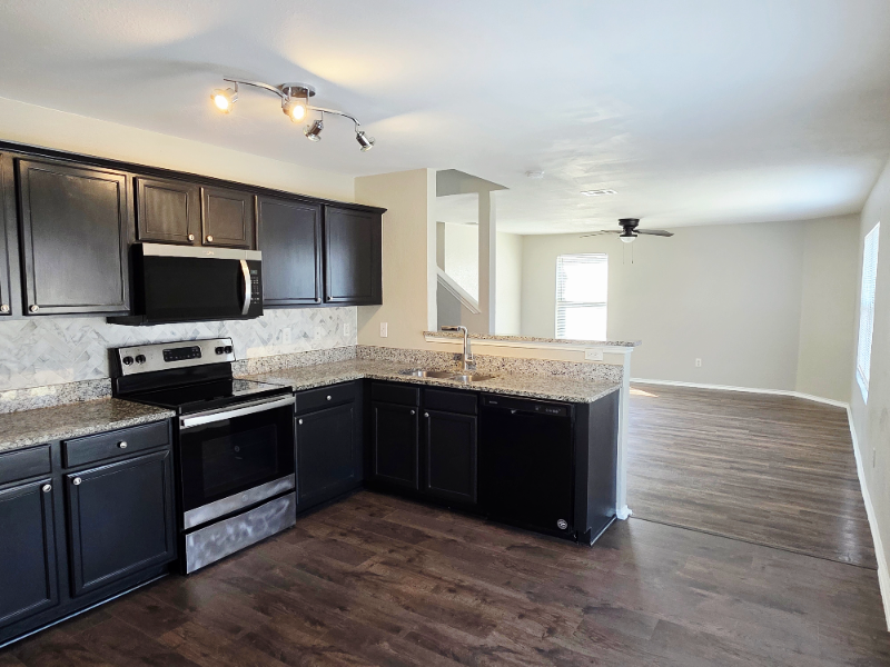 7109 Little Mohican Dr - Photo 3 of 11