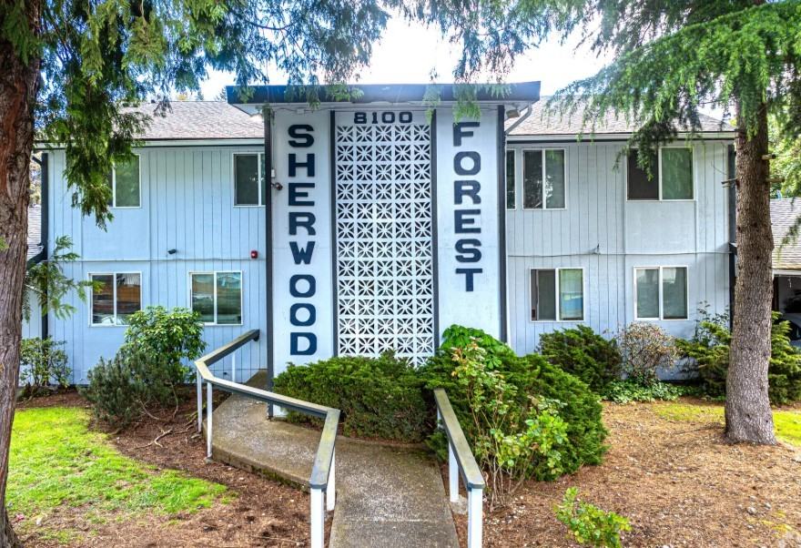 Sherwood Forest - Photo 2 of 24