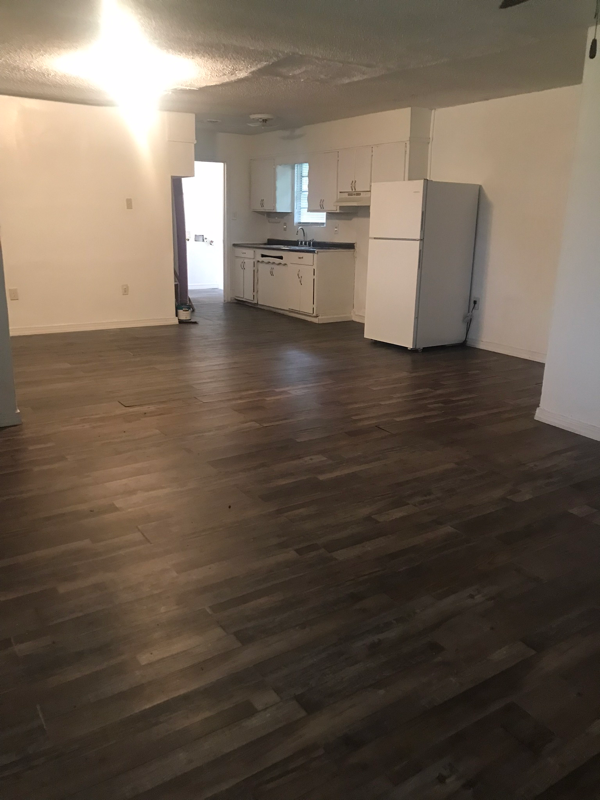 3009 Gaines St - Photo 5 of 7