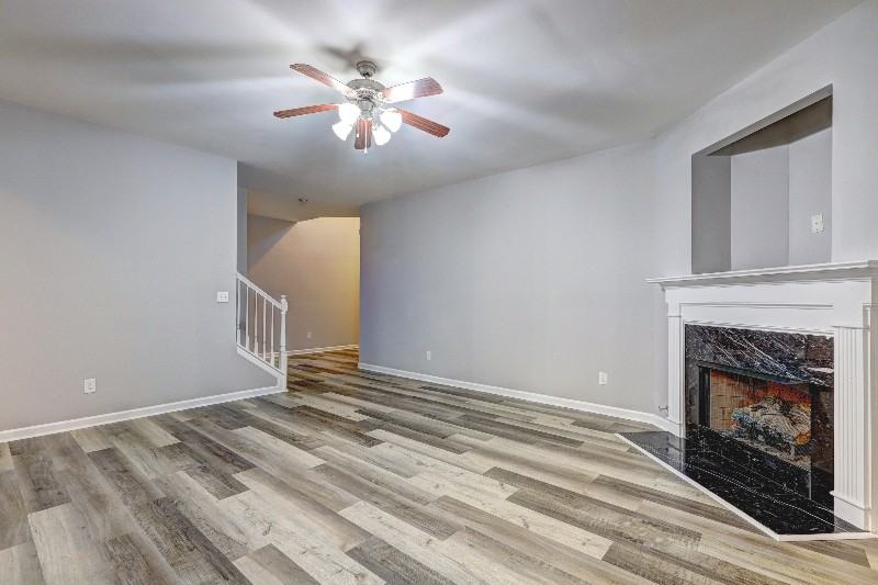 118 Meeting Place Rd - Photo 2 of 13