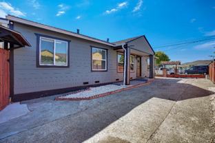 950 S 45th St - Photo 1 of 1