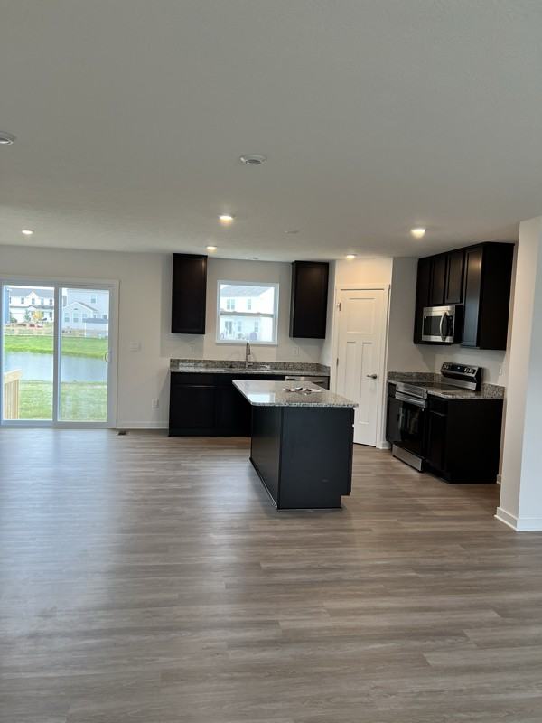 38 Hemingway Ave - Photo 2 of 7