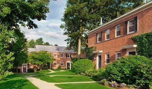 597 Vfw Pkwy #1 - Photo 2 of 5