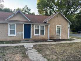 460 N Lincoln St - Photo 1 of 1