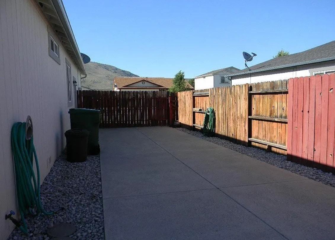 17730 Fairfax Court - Photo 2 of 19