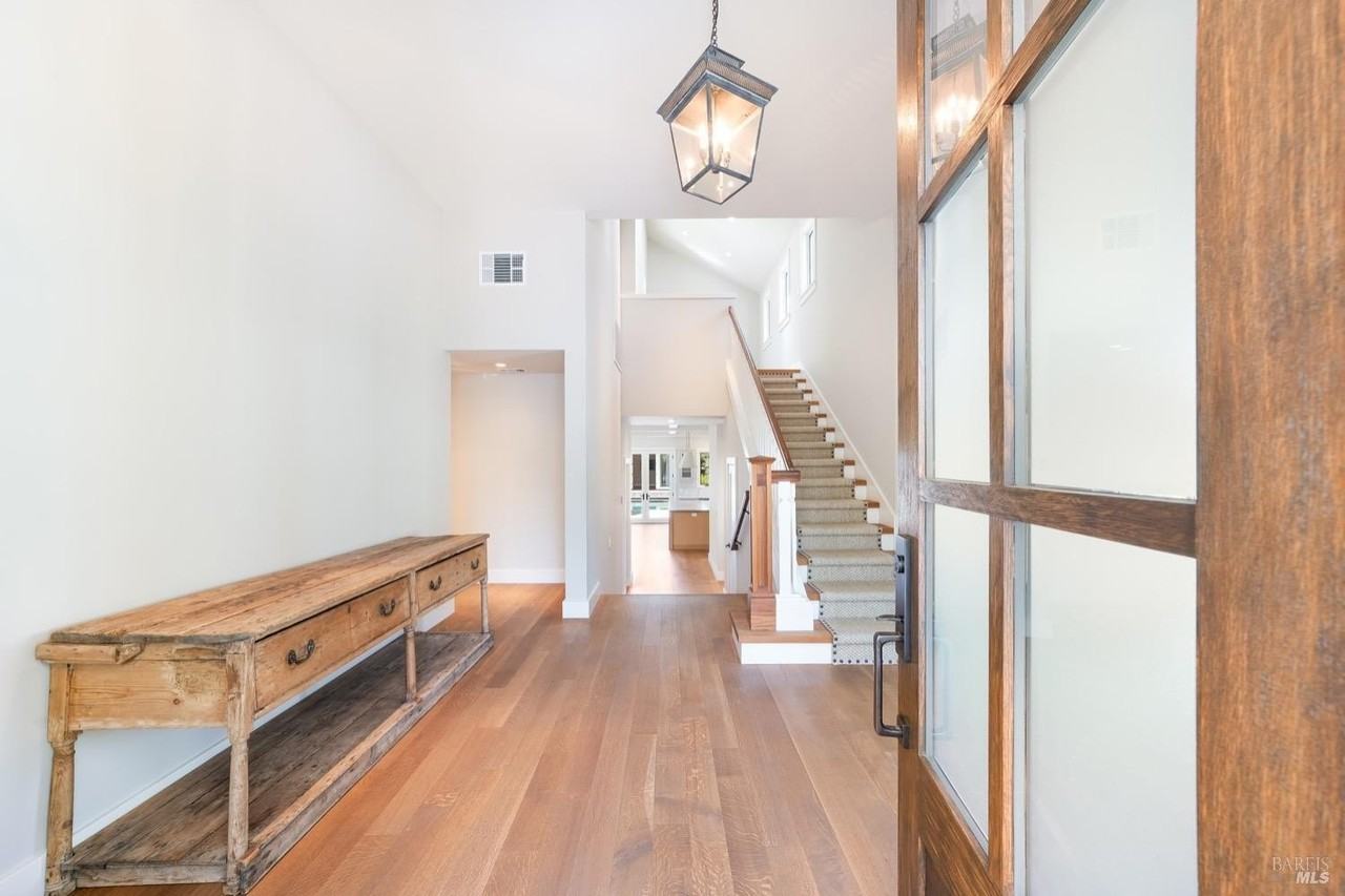 1508 Spring St - Photo 4 of 24