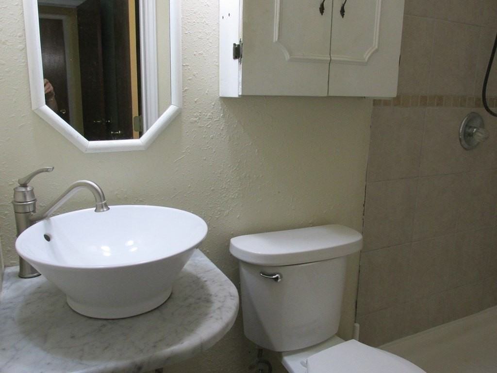 4300 Louise Dr - Photo 5 of 7