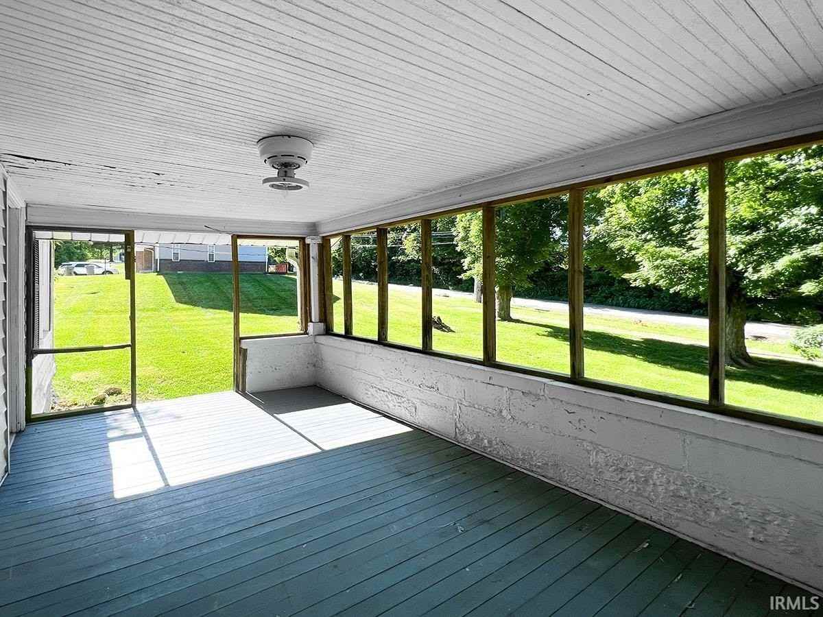 1401 W Allen St - Photo 2 of 32