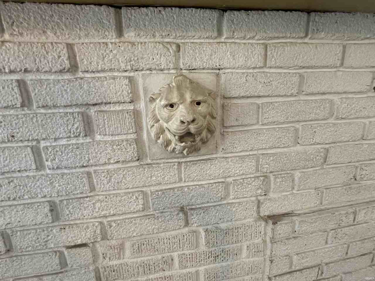 201 E 12th St - Photo 6 of 31