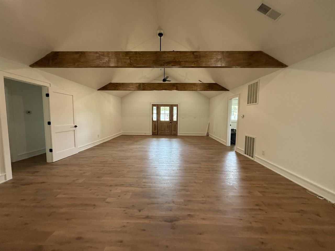 316 E Church St - Photo 5 of 40