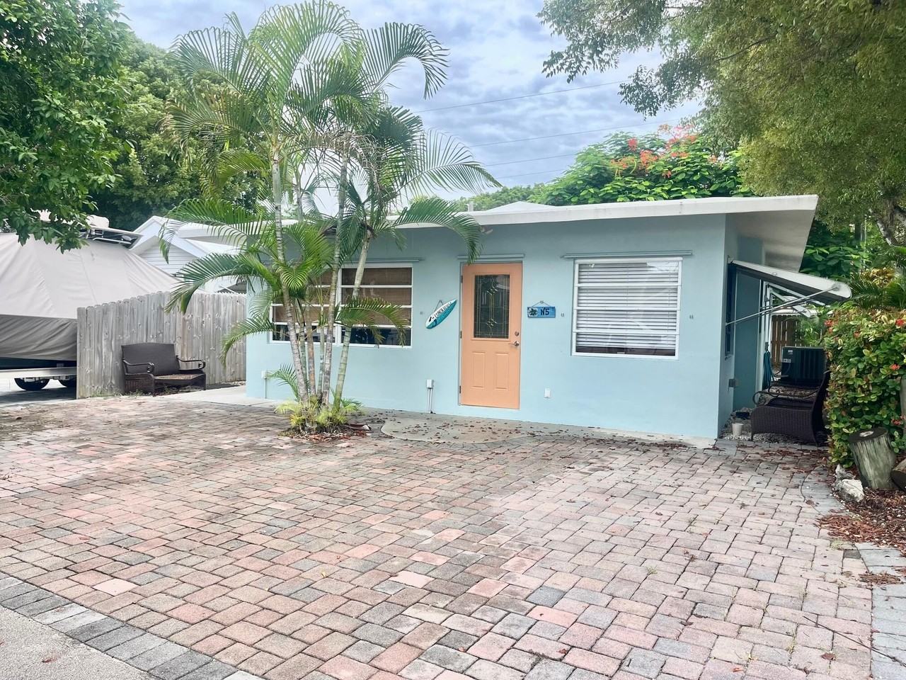 101620 Overseas Highway #5N - Photo 2 of 28