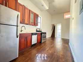 886 Franklin Ave - Photo 1 of 1