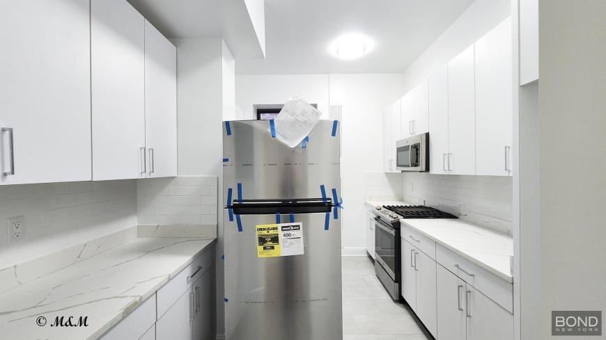 26 East 91st Street - Photo 2 of 10