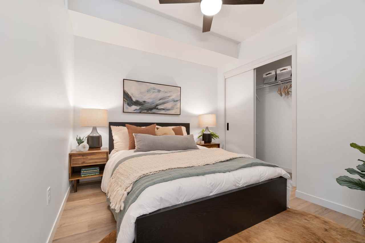 3725 Stinson Apartments - Photo 3 of 13