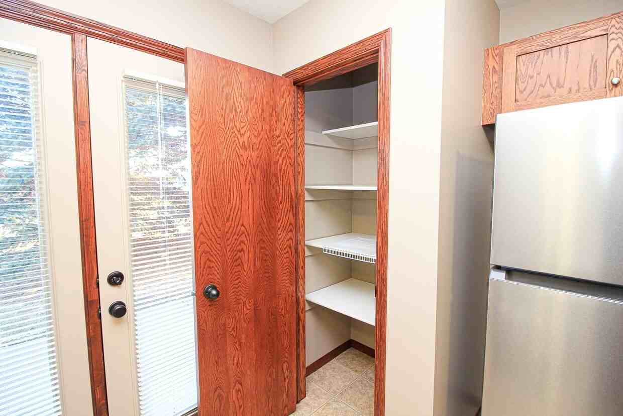 Boulder Creek Apartments - Photo 7 of 35