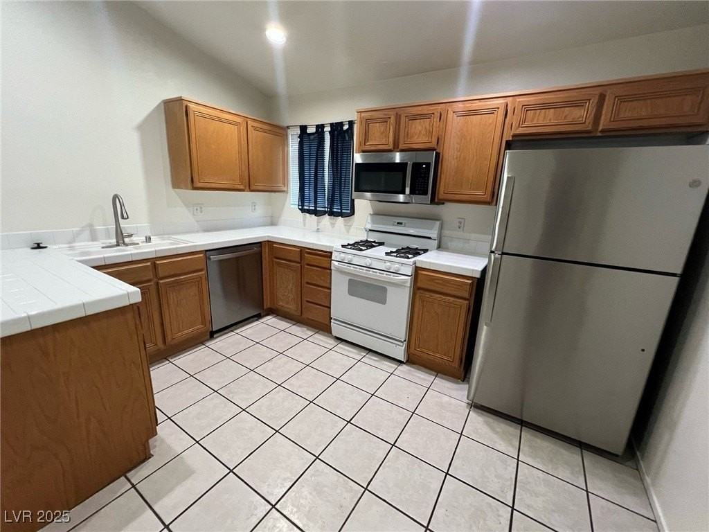 3702 Rose Canyon Dr - Photo 6 of 27