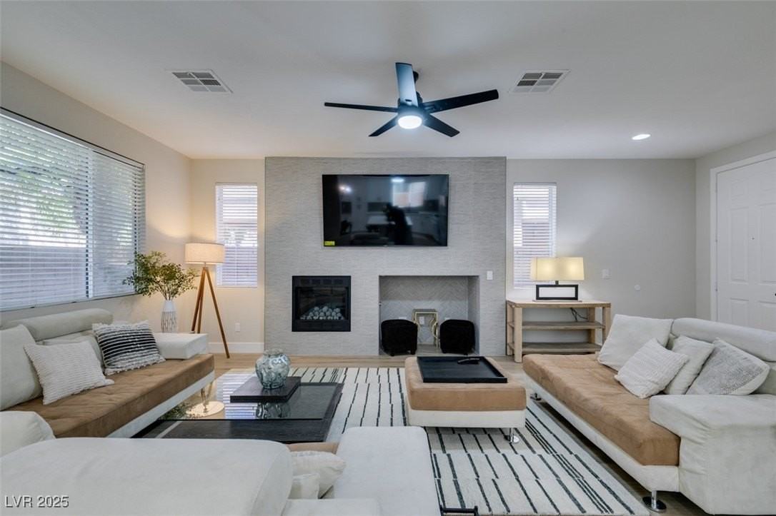 1013 Newbold St - Photo 4 of 32