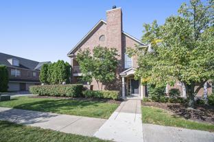 5726 Hampshire Ln - Photo 1 of 1